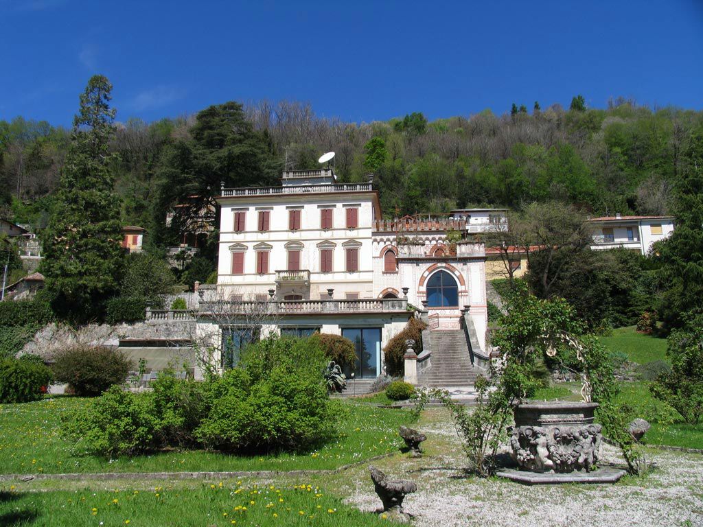 Villa Pina